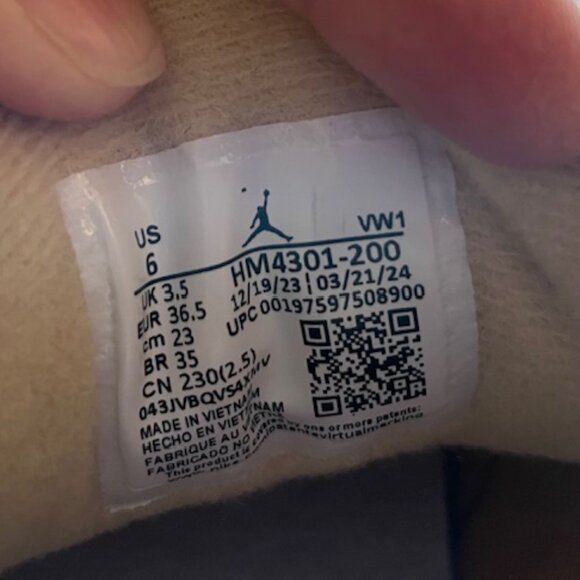 HOLD FOR LIBRA - Bundle 2 - Picture 14 of 15